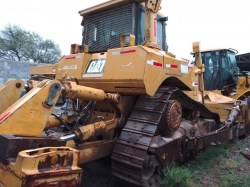 BULLDOZER-D8T -CAT-1545-1